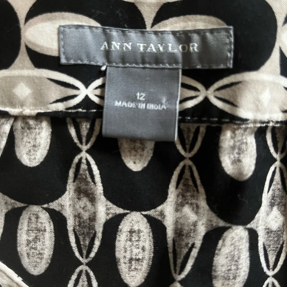 Ann Taylor women’s skirt size 12 - Picture 3 of 7